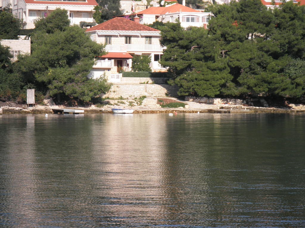 Apartments Holiday Λομπάρδα Εξωτερικό φωτογραφία